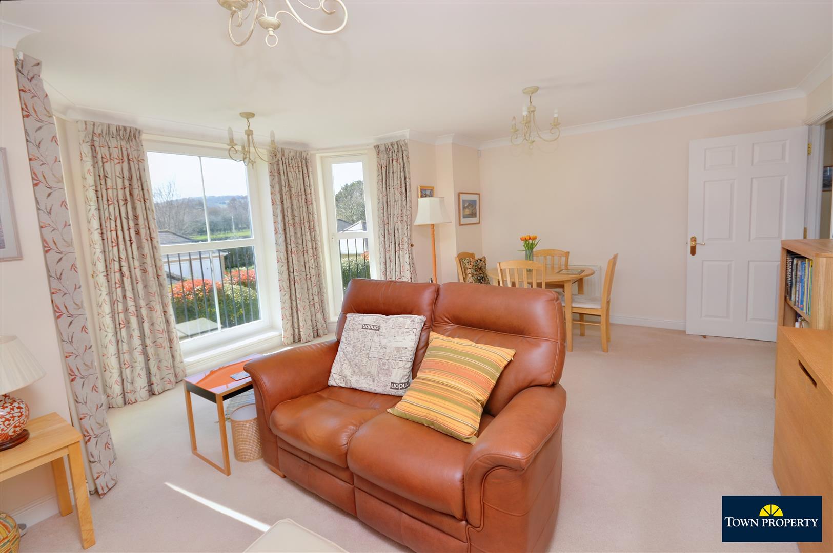 Property Details for The Goffs Eastbourne BN21 1HJ Town Property
